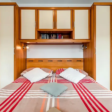 Apartman Tara *